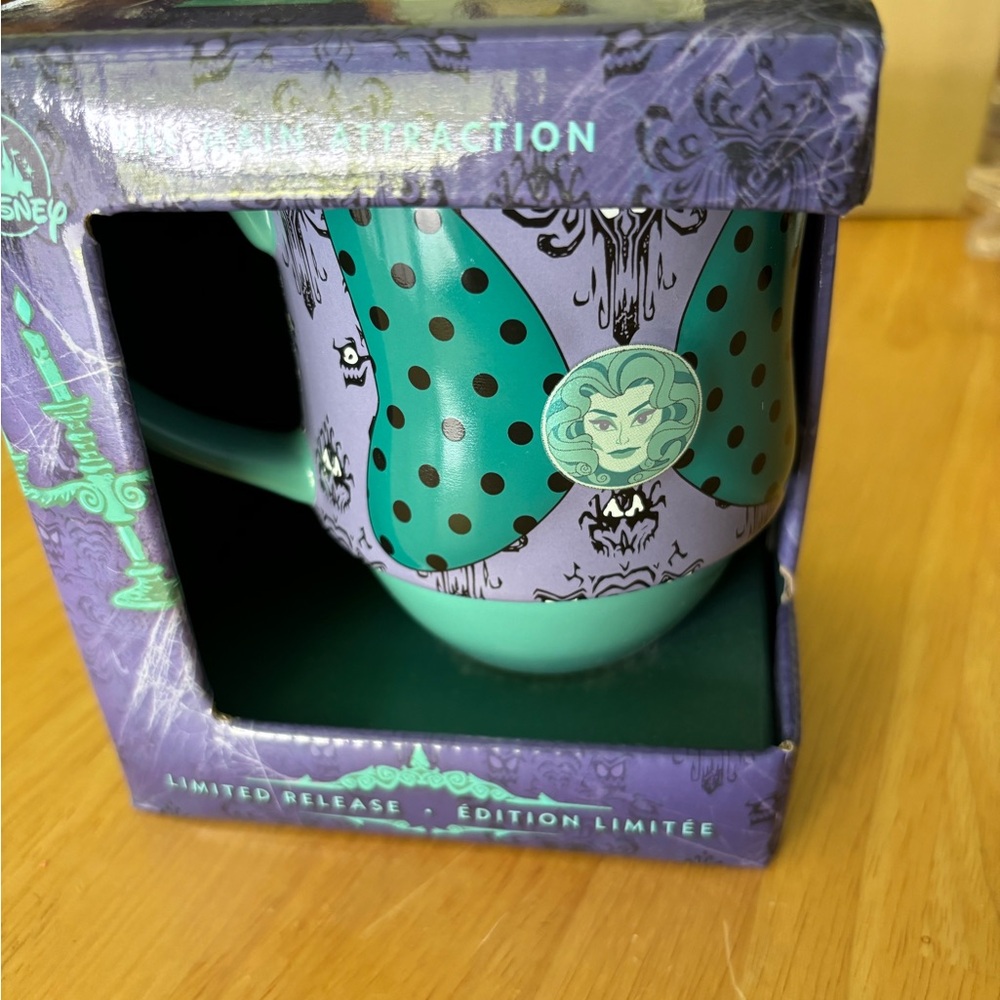 Disney Minnie Mouse: The Main Attraction Mug - The Haunted Mansion